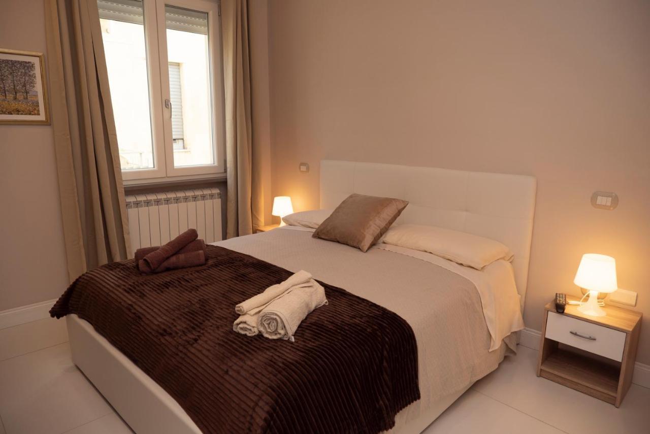 Belvedere Sea Suite Salerno Bagian luar foto
