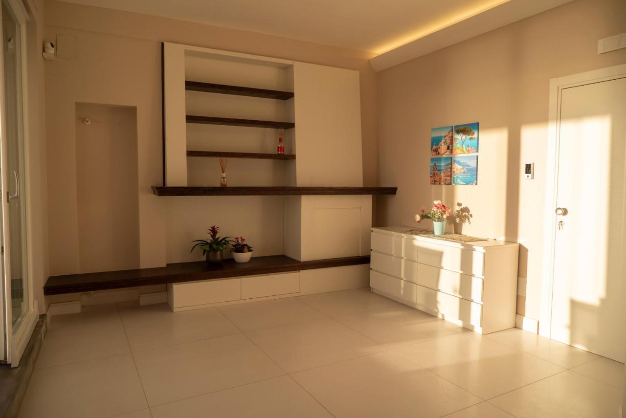 Belvedere Sea Suite Salerno Bagian luar foto